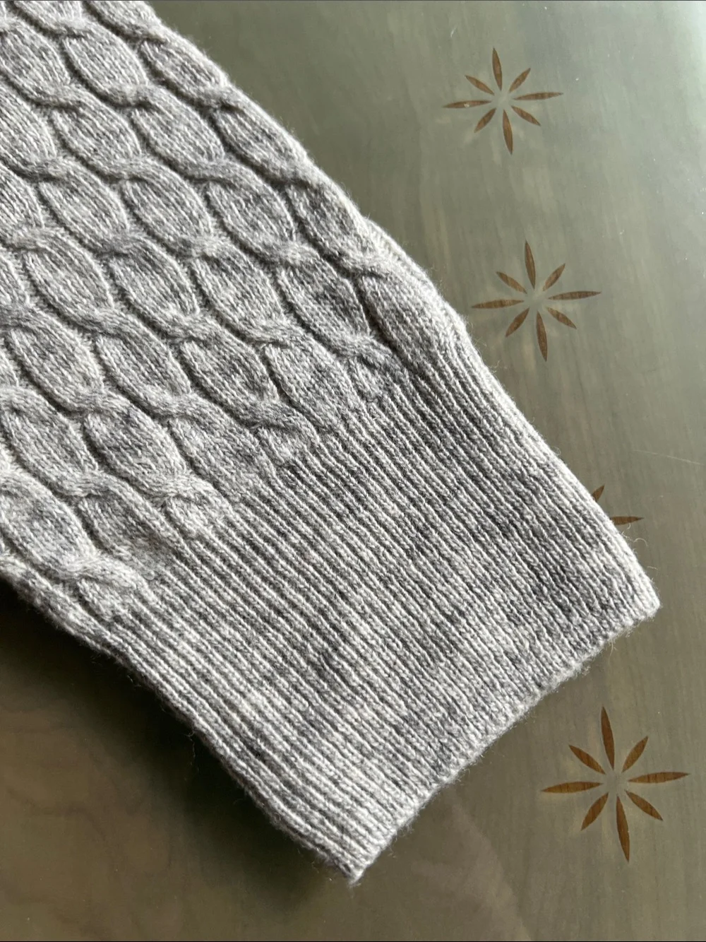 Banana Republic V-Neck Cable Knit Sweater